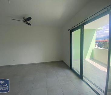 Location Appartement 1 pièce 32m² STE CLOTILDE 97490 - Photo 2