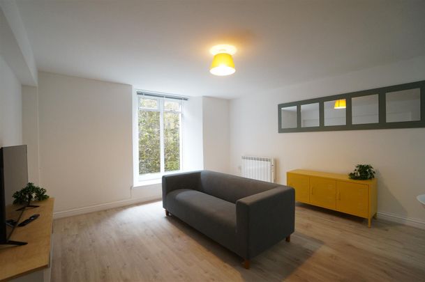 Flat 2, Ebenezer Chapel York Place - Photo 1