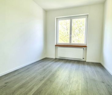 Sanierte 5 Zimmer Wohnung mit zwei Balkons - Photo 6