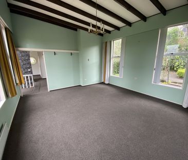 12 Lovat Street, Havelock North - Photo 2