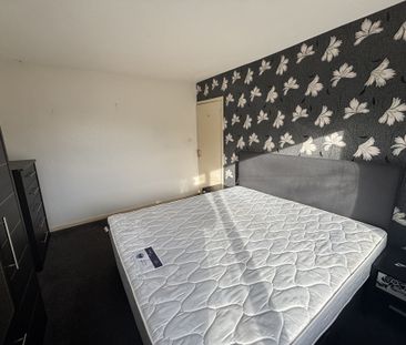 Lamb Hill Close, Sheffield - Photo 3