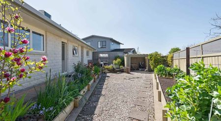 REWA PLACE, MASTERTON 3 BEDROOMS $600 p/wk - Photo 4