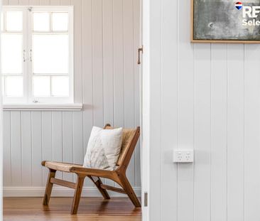 Cottage Style home in Great Location - Photo 4