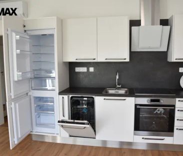 Pronájem byt 1+kk s balkónem, v novostavbě na ulici Jarošové ve Zno... - Fotografie 4