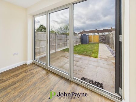 2 bedroom terraced house to rent - Photo 2