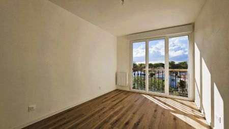 Location Appartement 2 pièces 49m² ROYAN 17200 - Photo 3