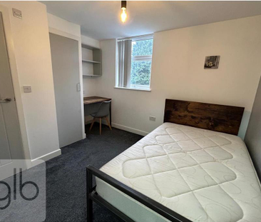 1 bedroom in a house share to rent - Photo 4