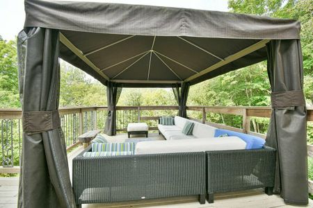 155 Rue Barnes, QC, CA, Mont-Tremblant - Photo 4