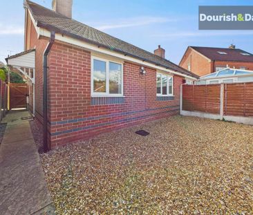 2 bedroom semi-detached bungalow to rent - Photo 6