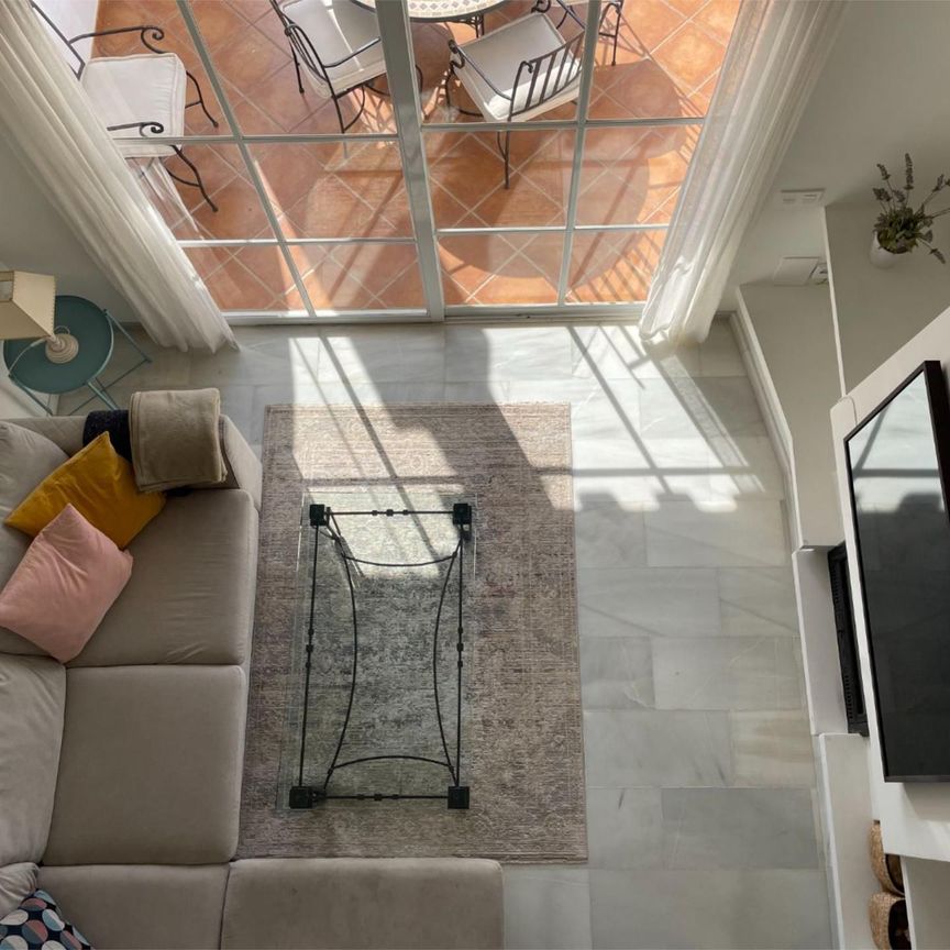 Casa adosada de alquiler en Calle Azahar, 45, Paraiso - Barronal - Photo 1