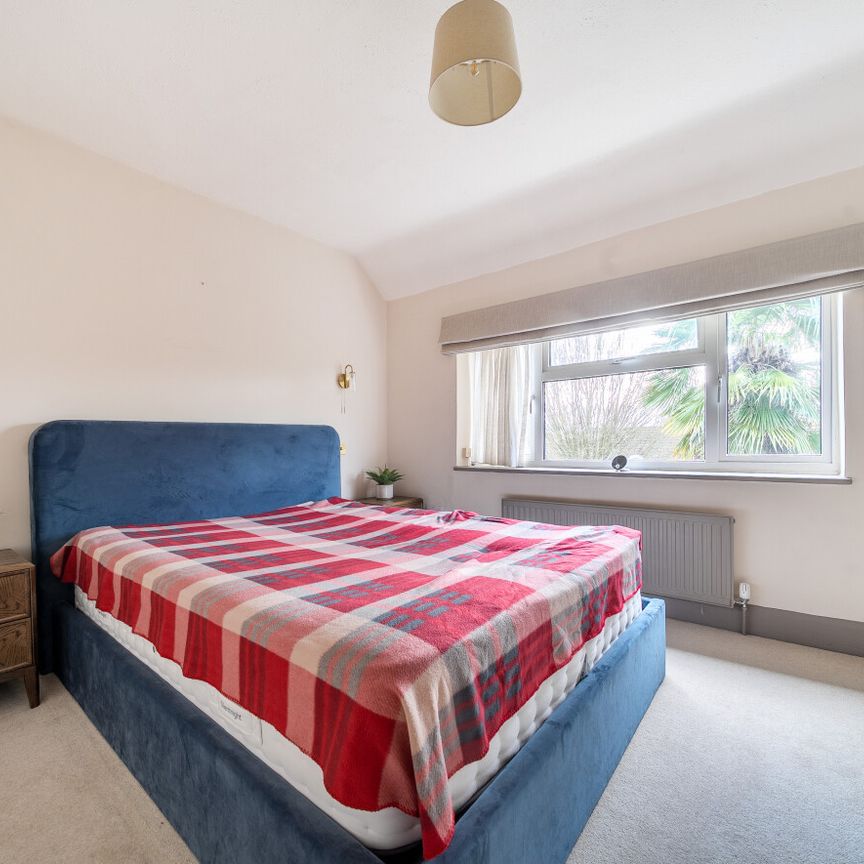 2 bedroom semi-detached house to rent - Photo 1