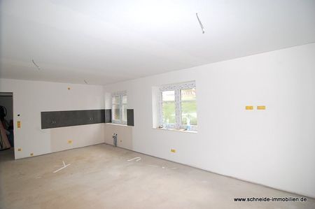 Neubau/Erstbezug (Energiestandard KfW55)!!! 3-Zimmer-Erdgeschoss-Wohnung mit Terrasse - Photo 4