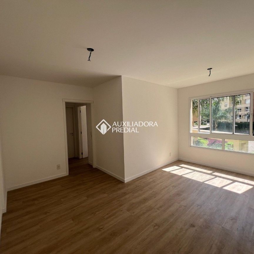 Apartamento com 2 quartos e 60m² para alugar em Marechal Rondon, Canoas. - Foto 1