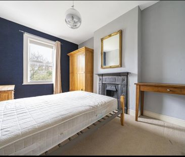 2 bedroom property to rent - Photo 2