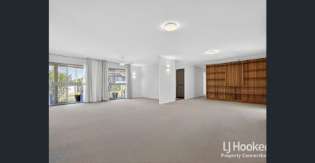 LARGE Renovated Home on Corner Block - Photo 2