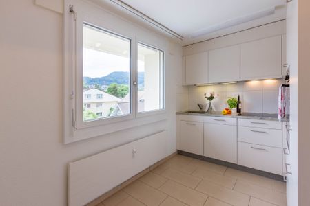Ihr neues Zuhause in Aesch: Modern und komfortabel - Foto 3
