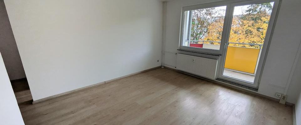 ++ charmante 4-Raum-Wohnung - mit großem Balkon - in Chemnitz / Kappel - Energieklasse B ++ - Photo 1