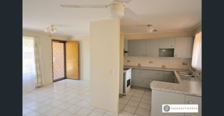 3-BED LOWSET BRICK HOME - Photo 4