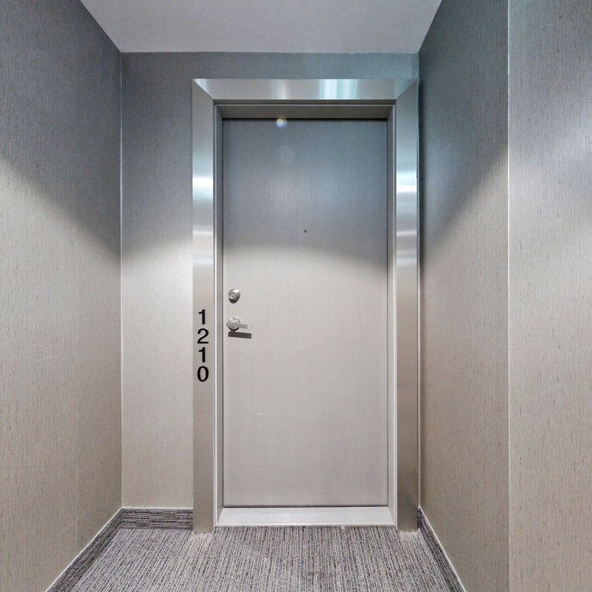 For Lease - 100 Harbour Street Unit# 1210, Toronto, Ontario - Photo 1