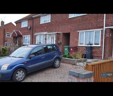 1 bedroom in a house share to rent - Photo 2