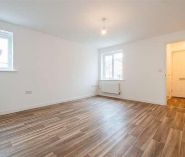 Calverley View, Bradford, BD2 - Photo 2