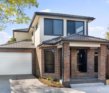 Luxurious Living - Photo 1