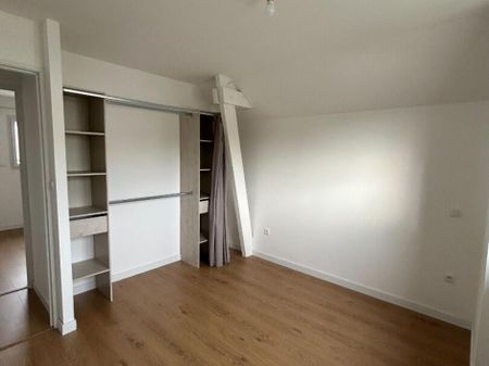 Location Maison 5 pièce(s) de 98.94 m2 - Photo 3