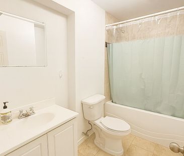 For Lease - 1845 Waterwheel Place, London North, Ontario - Photo 3