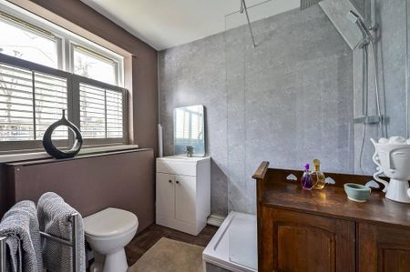3 bedroom maisonette to rent - Photo 2