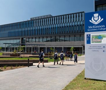 Modern design - McKinnon School Zone! - Photo 6