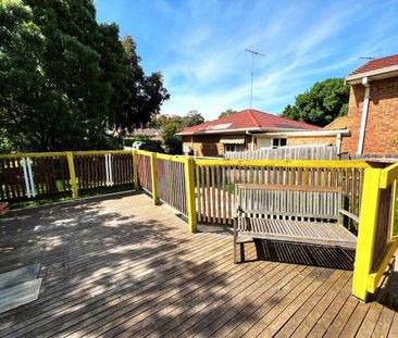 392 Buckley Street, Essendon West, VIC 3040 - Photo 2