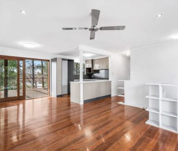 Classic Family Home with Entertainer's Deck in Prime Location - Photo 5