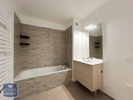 Location Appartement 3 pièces 66m² LE BLANC MESNIL 93150 - Photo 4