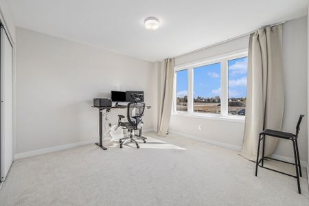 For Lease - 380 Meynell Road, Stittsville - Munster - Richmond, Ontario - Photo 4