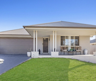 FOUR BEDROOM HOME - Photo 4