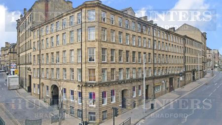 Netherwood Chambers, Manor Row, Bradford, BD1 4PB - Photo 2