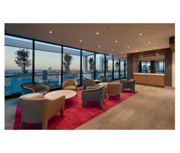 Elegant two bedroom apartment in Southbank with large balcony - Photo 2