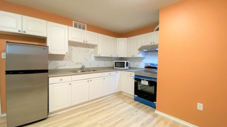 For Lease - 18 Ambler Bay N/A, Barrie, Ontario - Photo 3