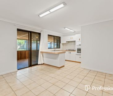 Charming 3-Bedroom 1-Bathroom House in Mirrabooka. - Photo 5