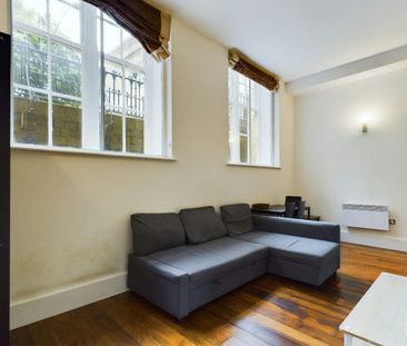 Apartment to rent on - Photo 3