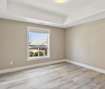 For Lease - 955 OUELLETTE Avenue Unit# 207, Windsor, Ontario - Photo 6