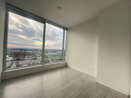 For Lease - 5 Buttermill Avenue Unit# 2609, Vaughan, Ontario - Photo 3