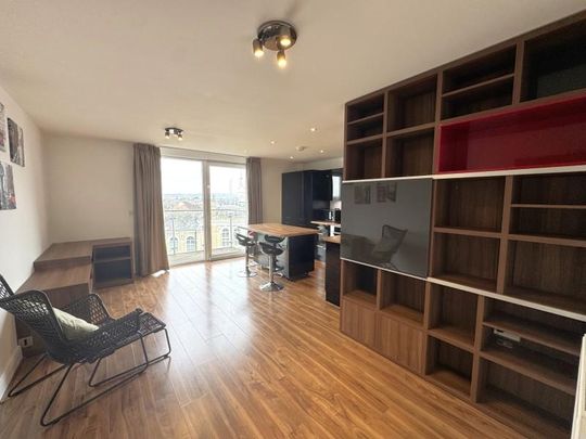 2 bedroom flat to rent - Photo 1