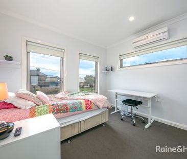 1/22 McNamara Avenue, Airport West, VIC 3042 - Photo 4