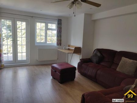 3 bedroom apartment to rent - Photo 5