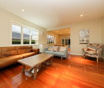 Classic Cottage - 2 Bedroom + Study - Photo 5
