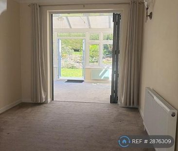 2 bedroom bungalow to rent - Photo 1