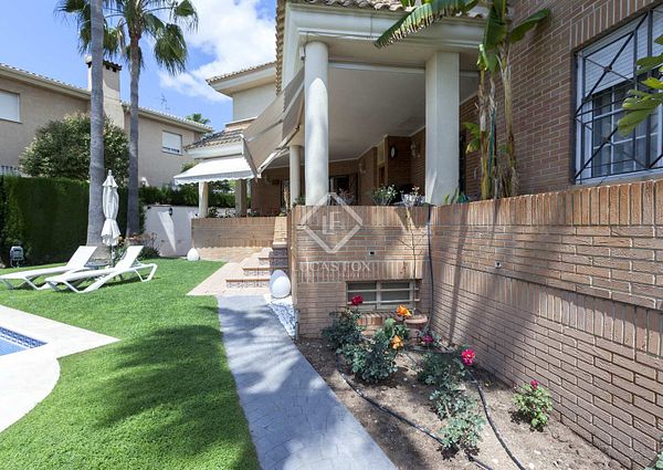 Excellent 3-bedroom house for rent in Bétera, Valencia