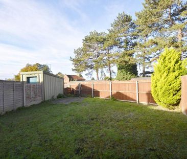 3 bedroom semi-detached house to rent - Photo 1