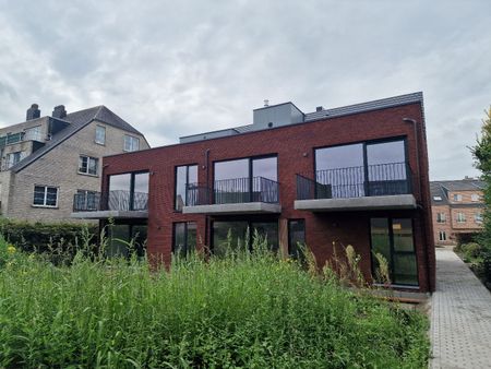 Nieuwbouwappartement op eerste verdieping met 2 slaapkamers, autostaanplaats en kelder - Photo 5